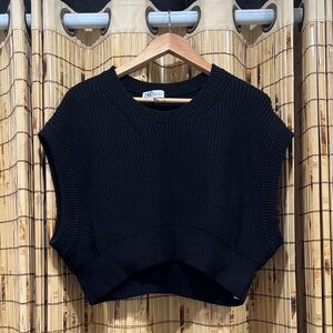 Zara Black Knit Sleeveless Top